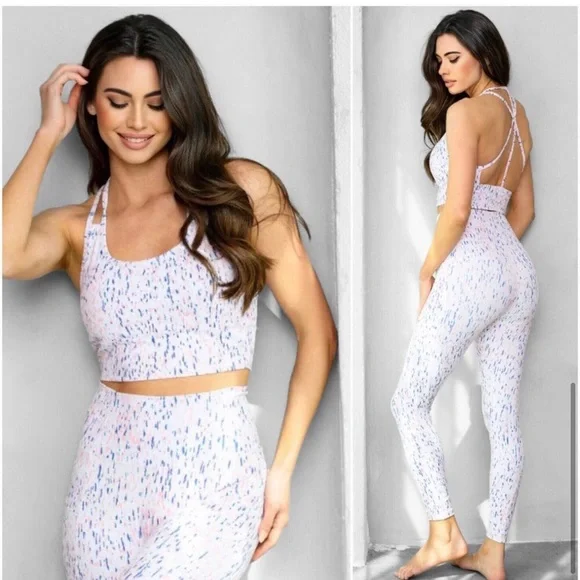 LAST ONE: Women’s stunning comfy pant sports bra activewear set - Picture 5 of 5